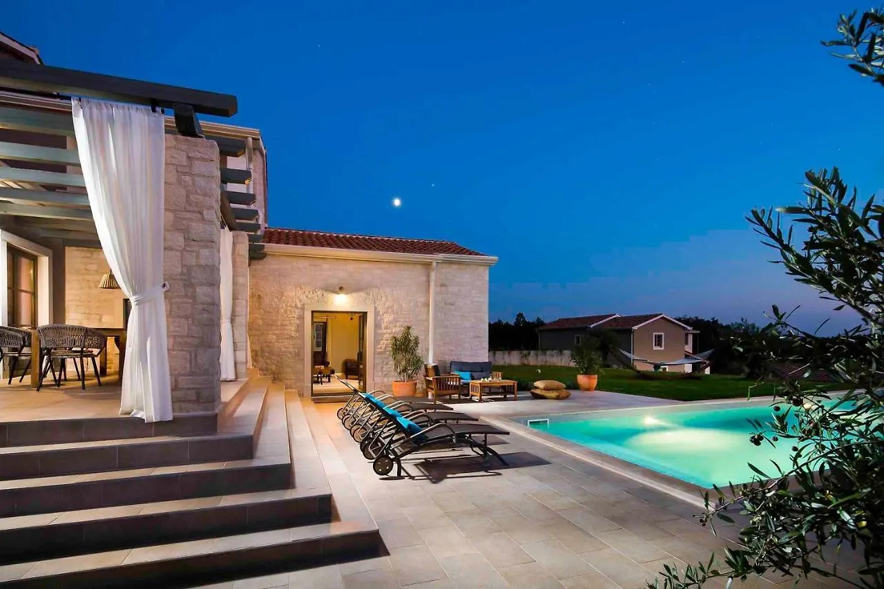 Villa Moonlight Stuti 0*,  Kroatien